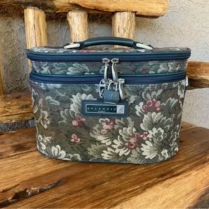 Vintage ATLANTIC Overnight/Makeup Bag